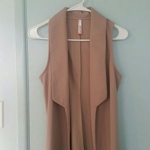 Simply rubyTan vest and grey Hollister sweater